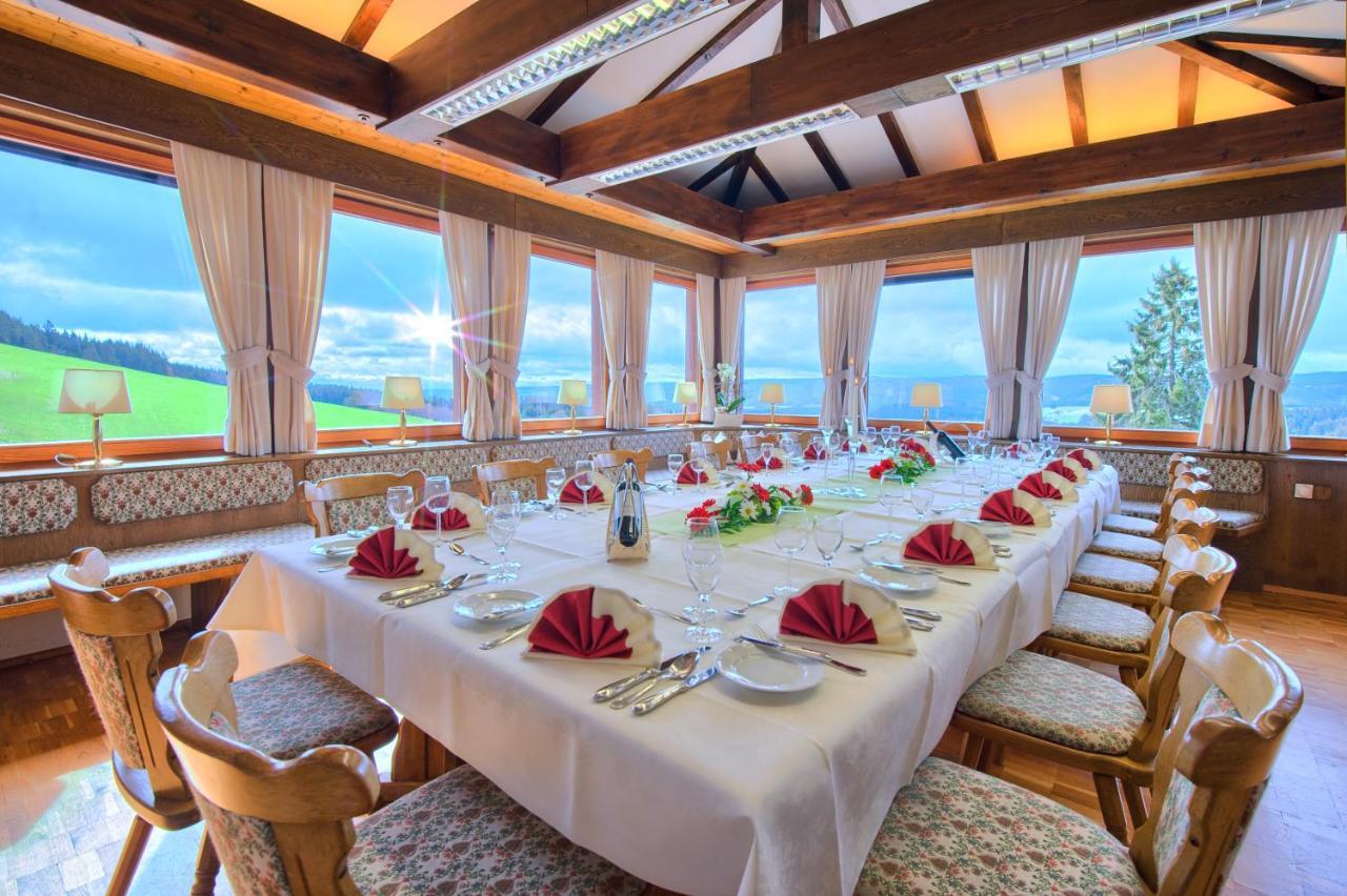 Jufa Hotel Schwarzwald レンツキルヒ エクステリア 写真