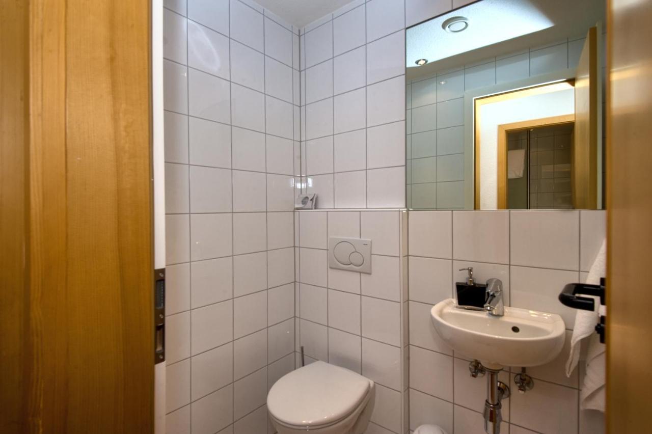 Jufa Hotel Schwarzwald レンツキルヒ エクステリア 写真