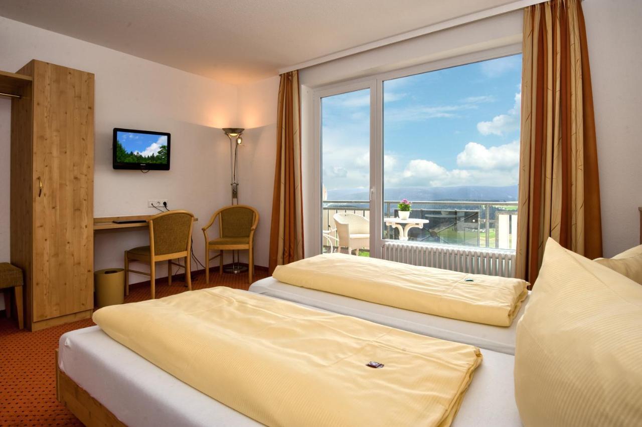 Jufa Hotel Schwarzwald レンツキルヒ エクステリア 写真